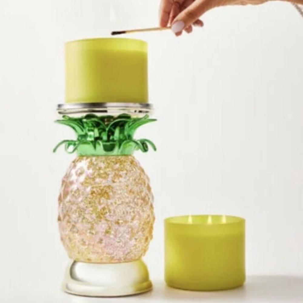NWT Bath & Body Works 3-Wick Candle Holder Water Globe Pineapple Pedestal Lights